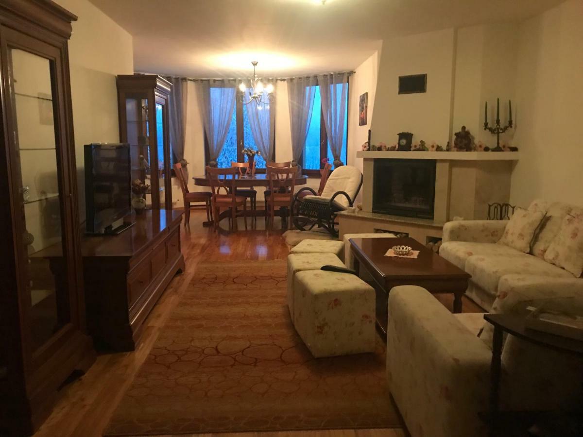 Trovanti Apartment Feleacu Εξωτερικό φωτογραφία